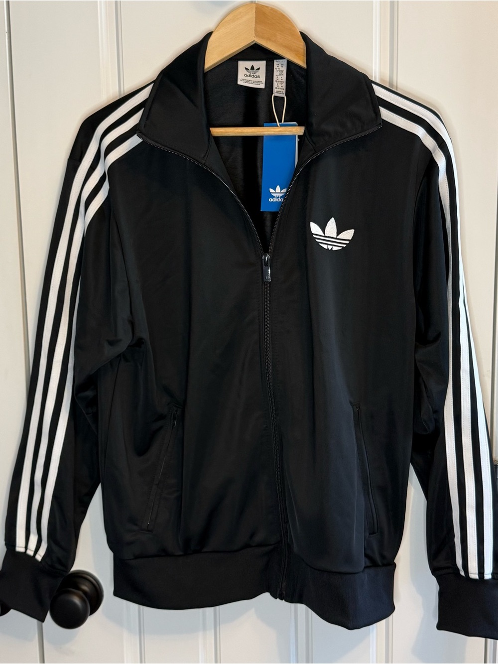 NWT Adidas Originals Women’s Superstar Track Jacket, Black/White, L